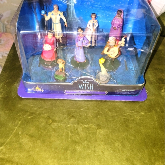 Disney Other - New in Box NWT Delux Disney Wish Figurine Set